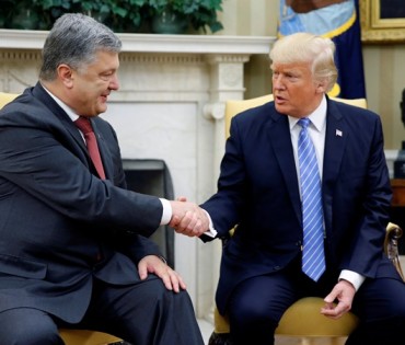 Порошенко і Трамп в Овальному кабінеті